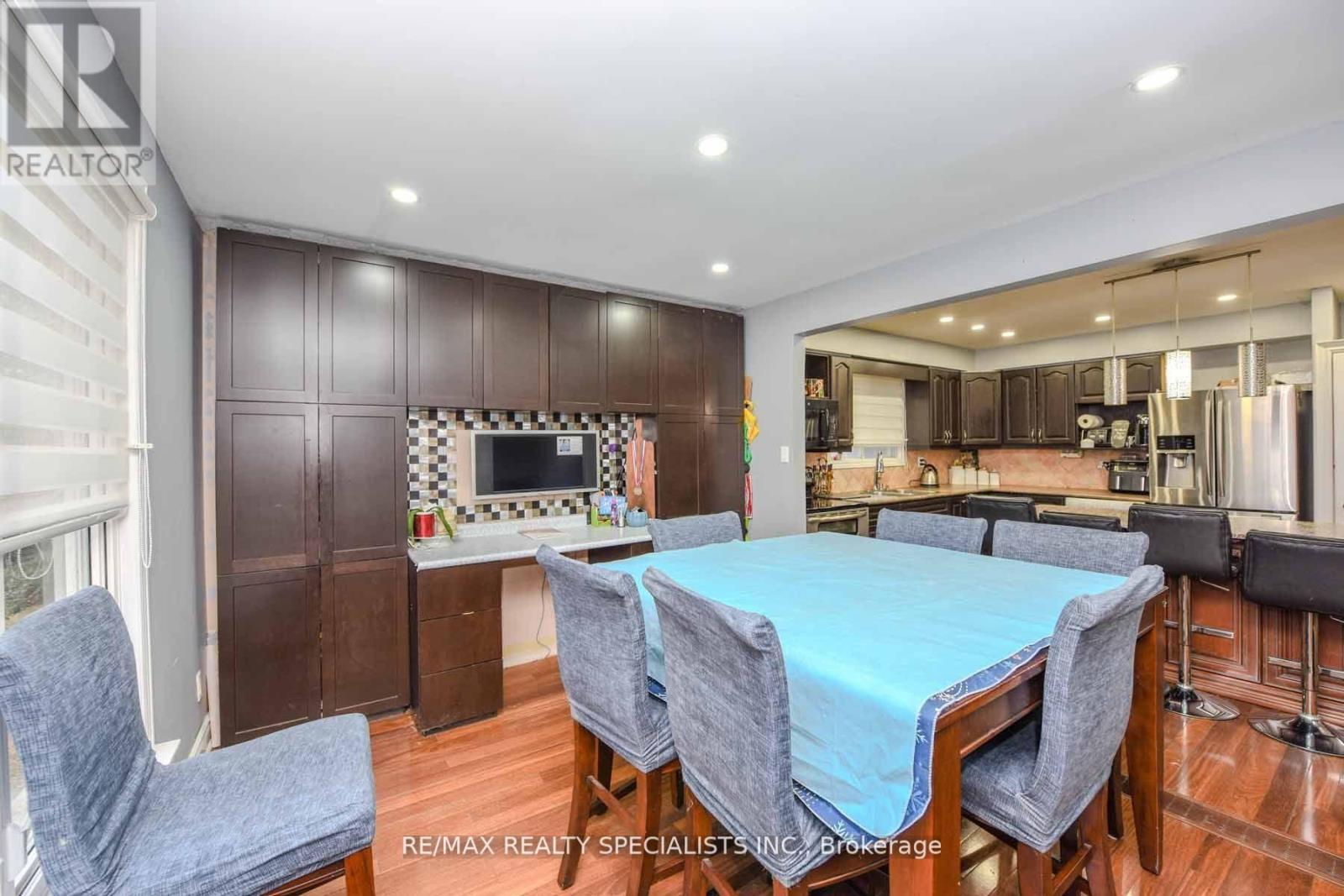 8136 Hornby Road, Halton Hills, Ontario  L0P 1E0 - Photo 9 - W13626834