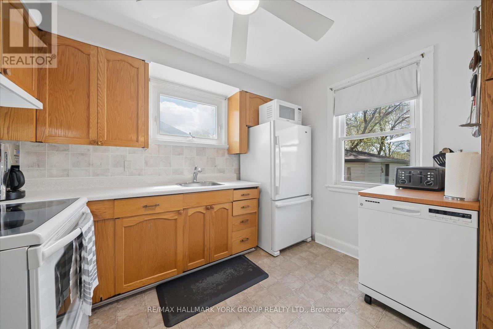 27 St Paul Street, Kawartha Lakes, Ontario  K9V 1S3 - Photo 12 - X13626886