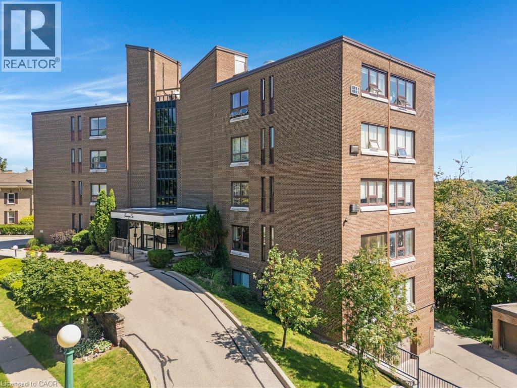26 WENTWORTH Avenue Unit# 2 S, Cambridge, Ontario