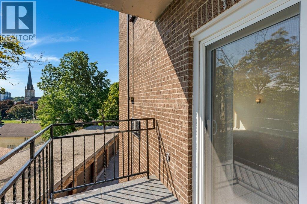 26 Wentworth Avenue Unit# 2 S, Cambridge, Ontario  N1S 1G6 - Photo 23 - 40849633