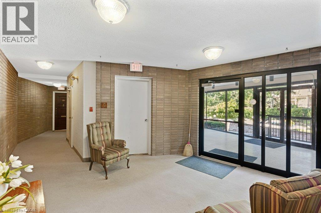 26 Wentworth Avenue Unit# 2 S, Cambridge, Ontario  N1S 1G6 - Photo 5 - 40849633