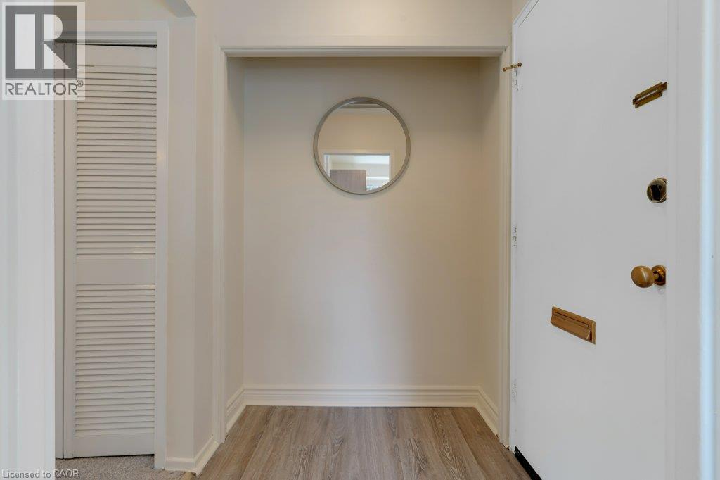 26 Wentworth Avenue Unit# 2 S, Cambridge, Ontario  N1S 1G6 - Photo 8 - 40849633