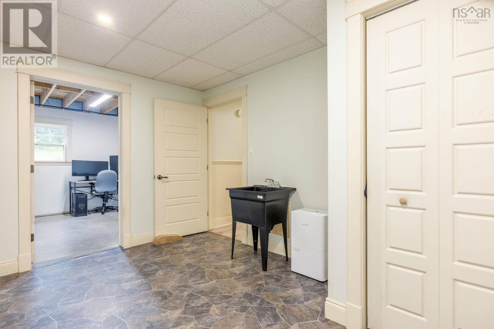 1052 Meadowvale Road, East Tremont, Nova Scotia  B0P 1R0 - Photo 47 - 202618624