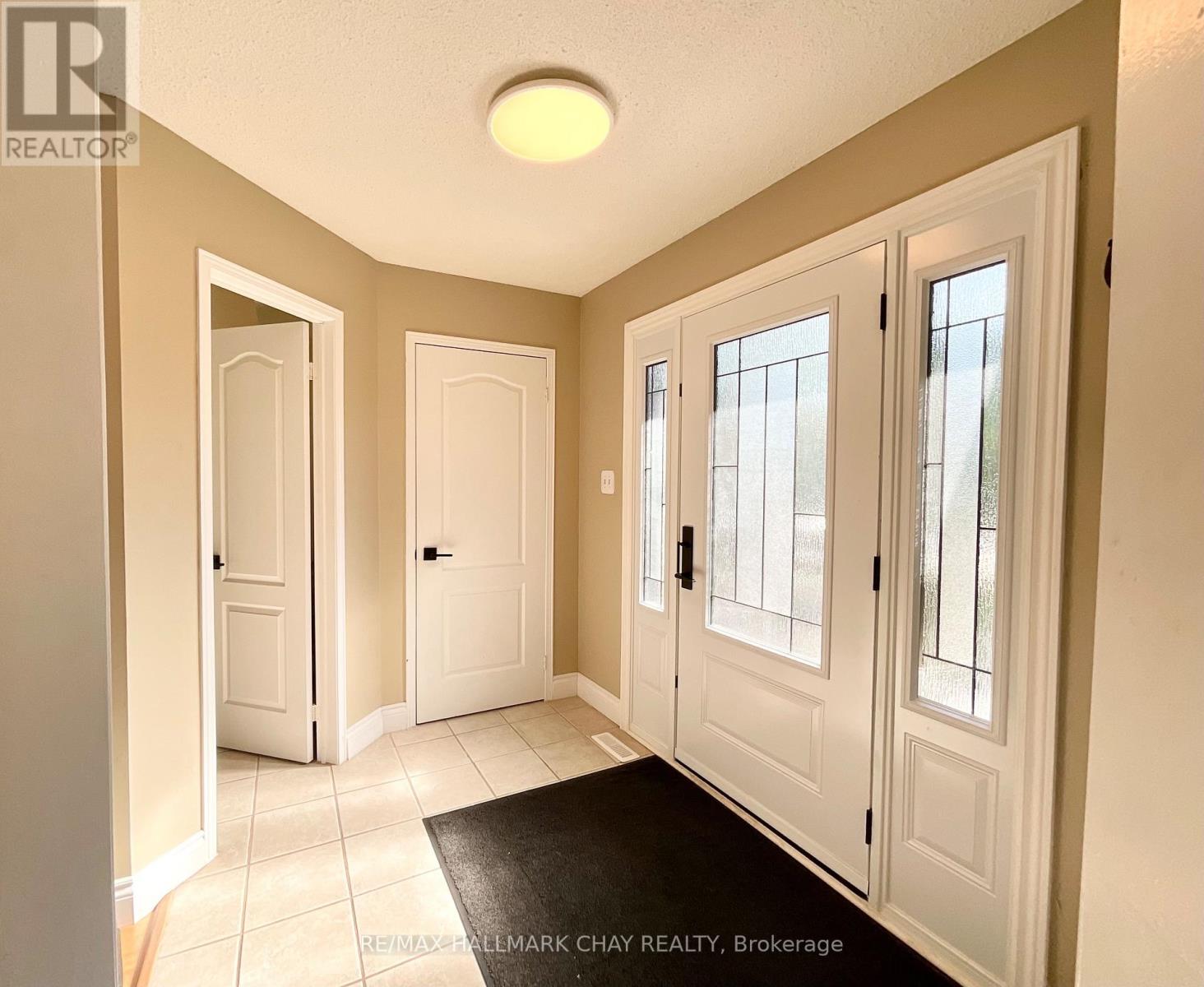 14 Gardenia Way, Caledon, Ontario  L7C 1B2 - Photo 2 - W13615500