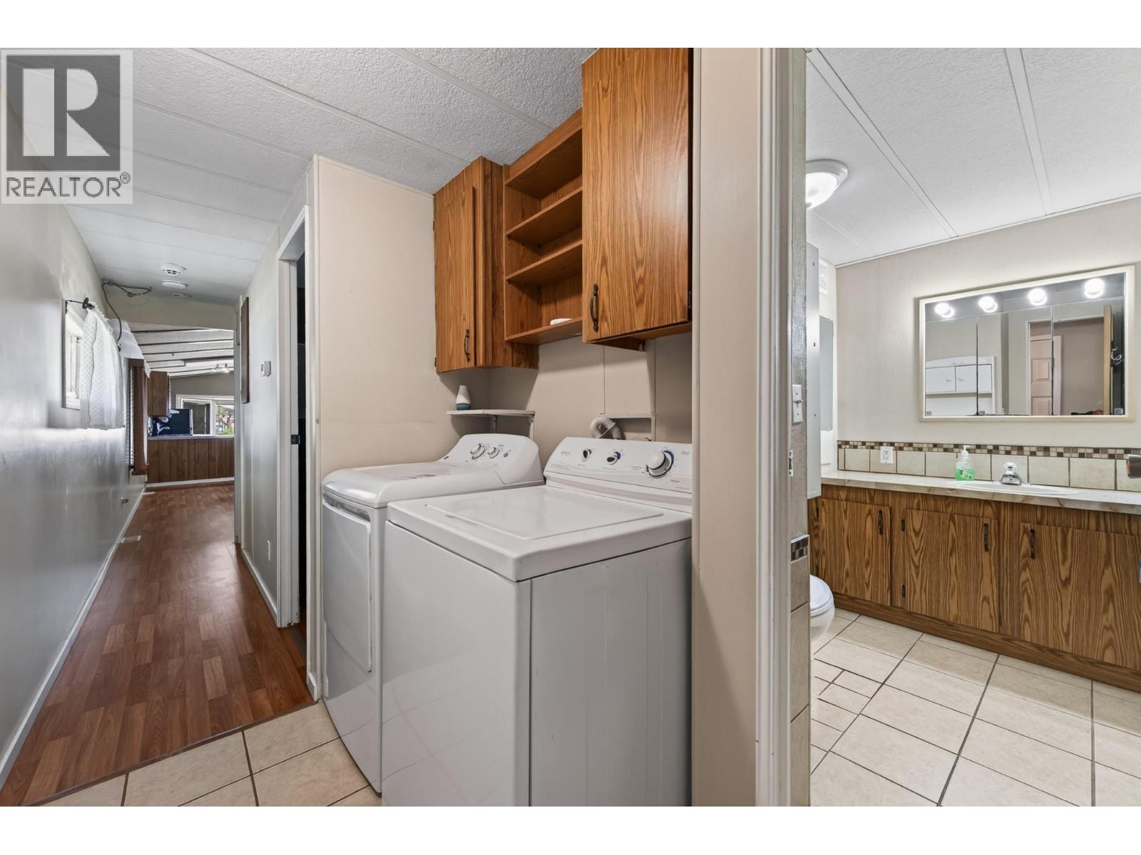 5280 69 Avenue NE, Salmon Arm, British Columbia V0E 1K0 - Photo 16 - 10396156