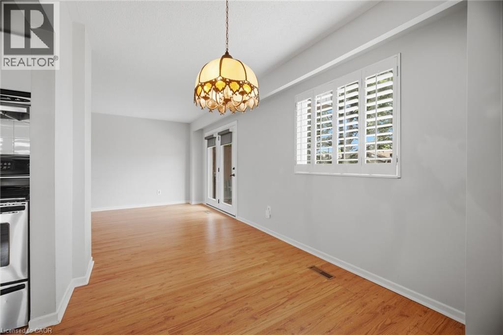667 Green Meadow Crescent, Mississauga, Ontario  L5A 2V3 - Photo 8 - 40850396