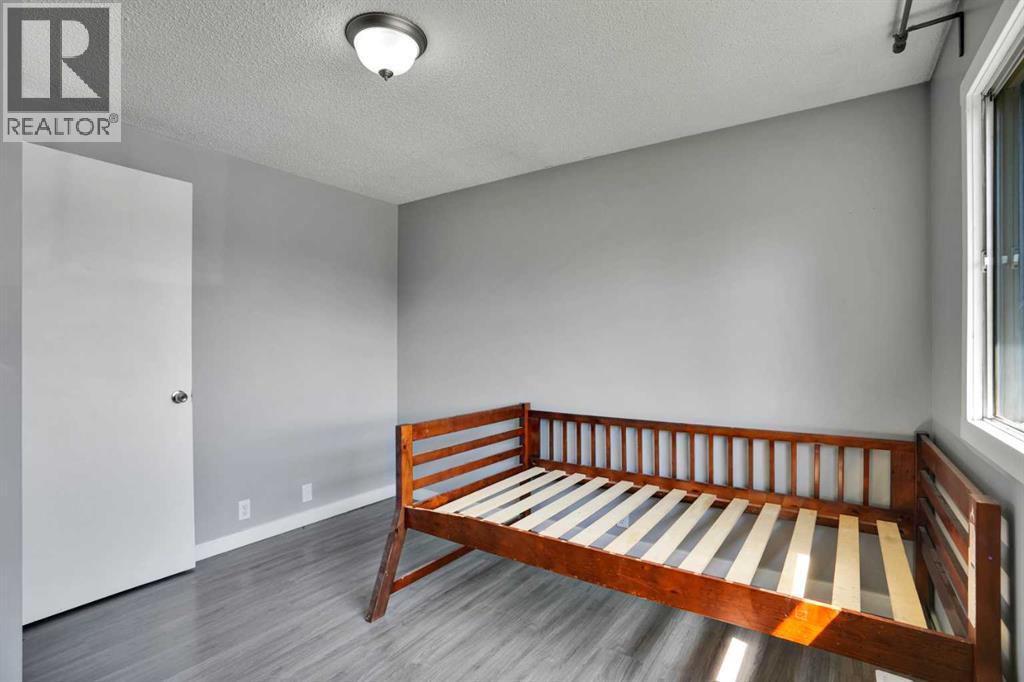 36 Falton Court NE, Calgary, Alberta  T3J 1J3 - Photo 24 - A2331095