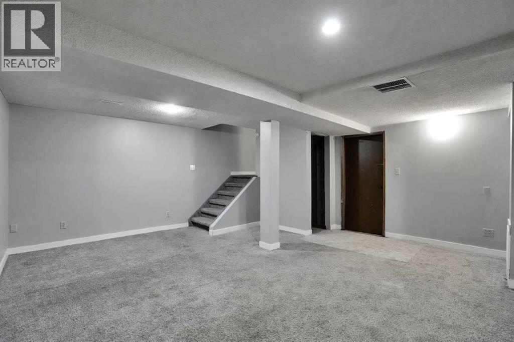 36 Falton Court NE, Calgary, Alberta  T3J 1J3 - Photo 25 - A2331095