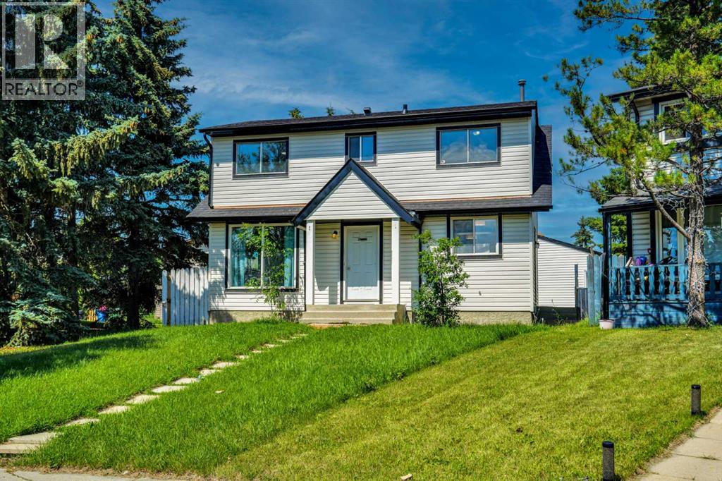 36 Falton Court NE, Calgary, Alberta  T3J 1J3 - Photo 6 - A2331095