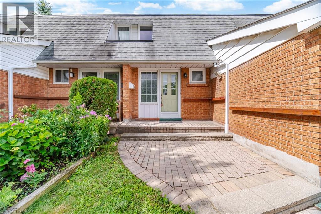 667 Green Meadow Crescent, Mississauga, Ontario  L5A 2V3 - Photo 3 - 40850396