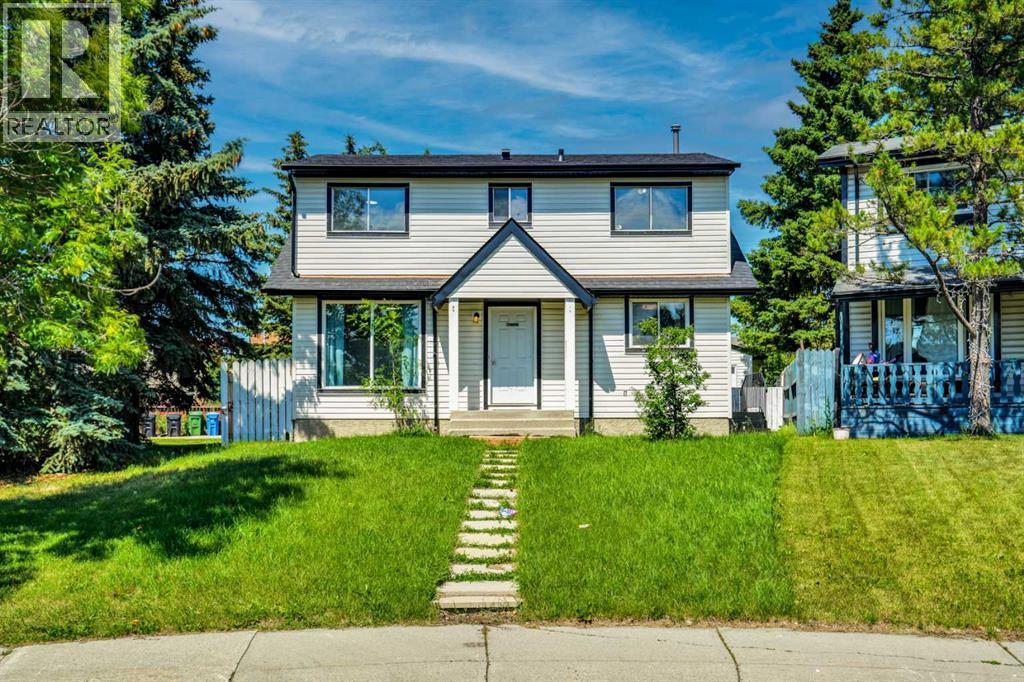 36 Falton Court NE, Calgary, Alberta  T3J 1J3 - Photo 5 - A2331095