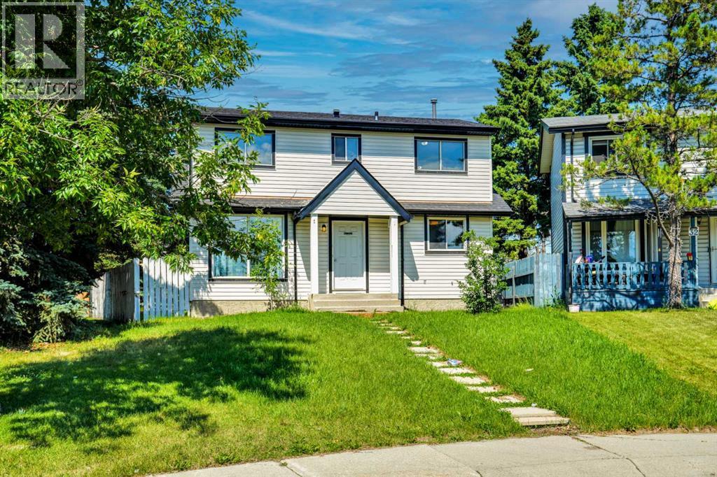 36 Falton Court NE, Calgary, Alberta  T3J 1J3 - Photo 7 - A2331095