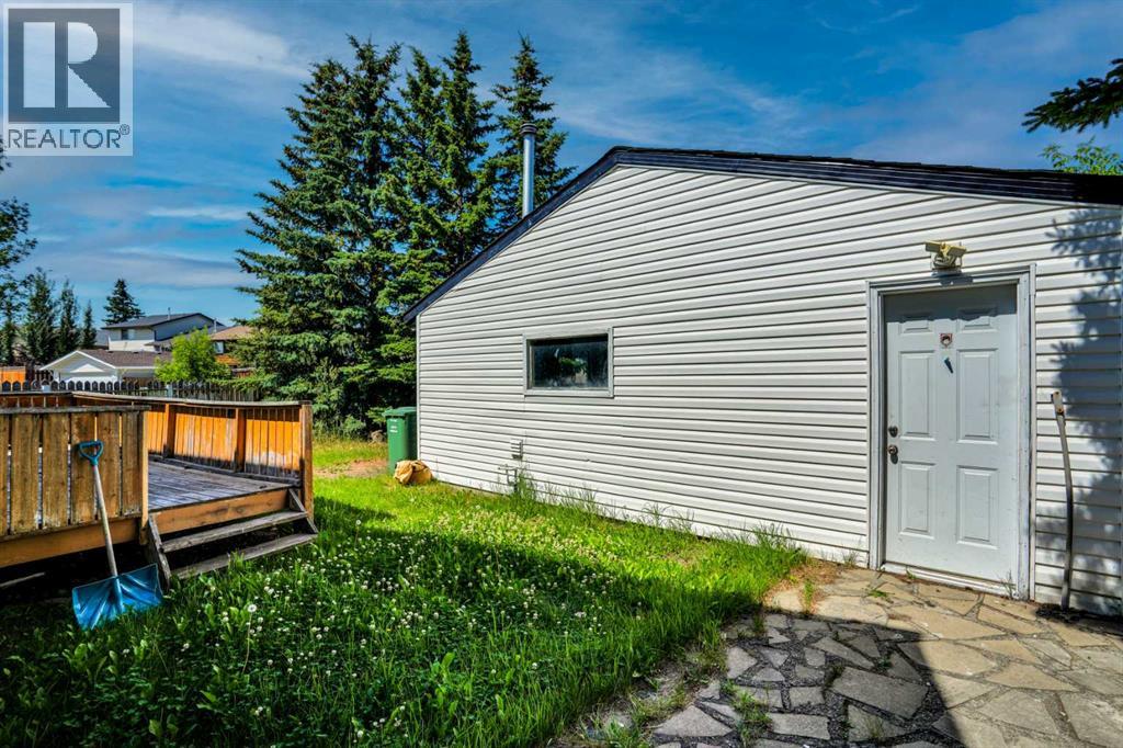 36 Falton Court NE, Calgary, Alberta  T3J 1J3 - Photo 42 - A2331095