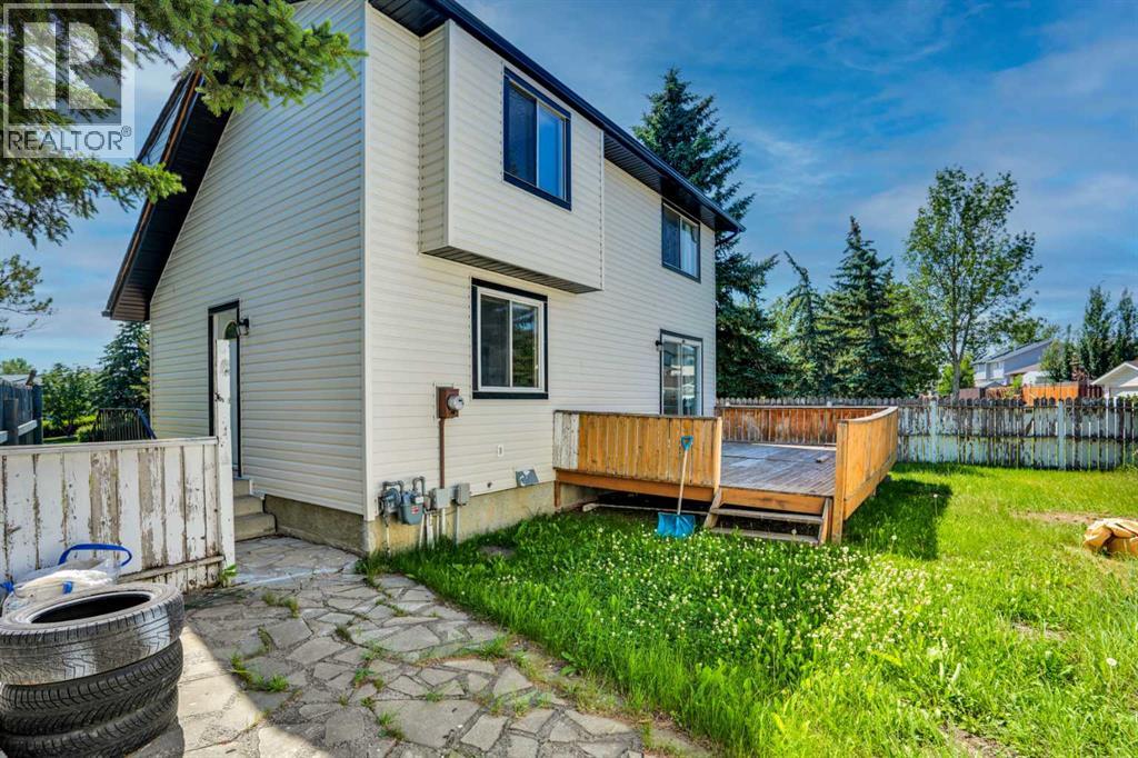 36 Falton Court NE, Calgary, Alberta  T3J 1J3 - Photo 36 - A2331095