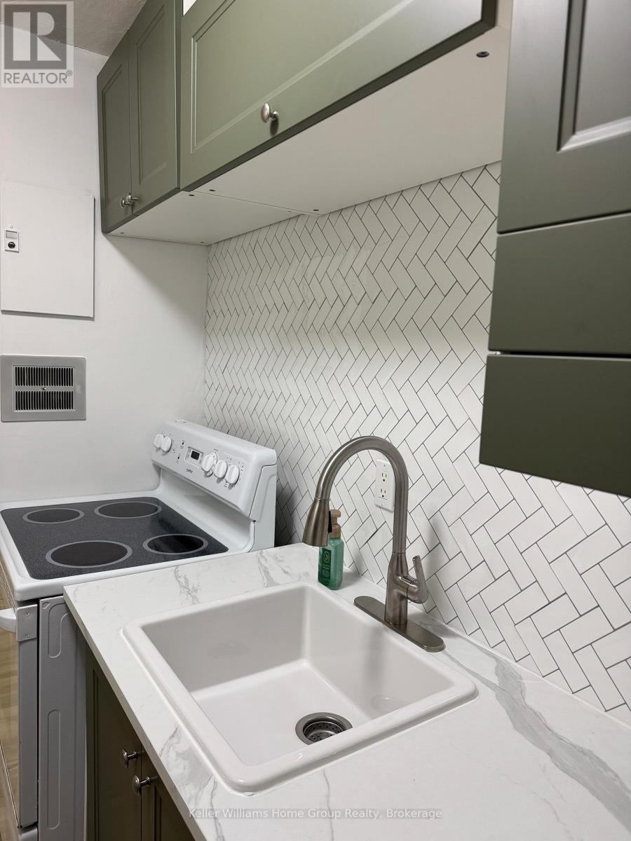 210 - 601 Barber Avenue N, North Perth (Listowel), Ontario  N4W 1S4 - Photo 5 - X13134832