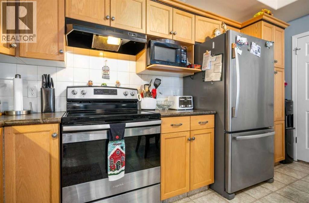 2, 10 Broadway Court NW, Redcliff, Alberta T0J 2P2 - Photo 11 - A2333598