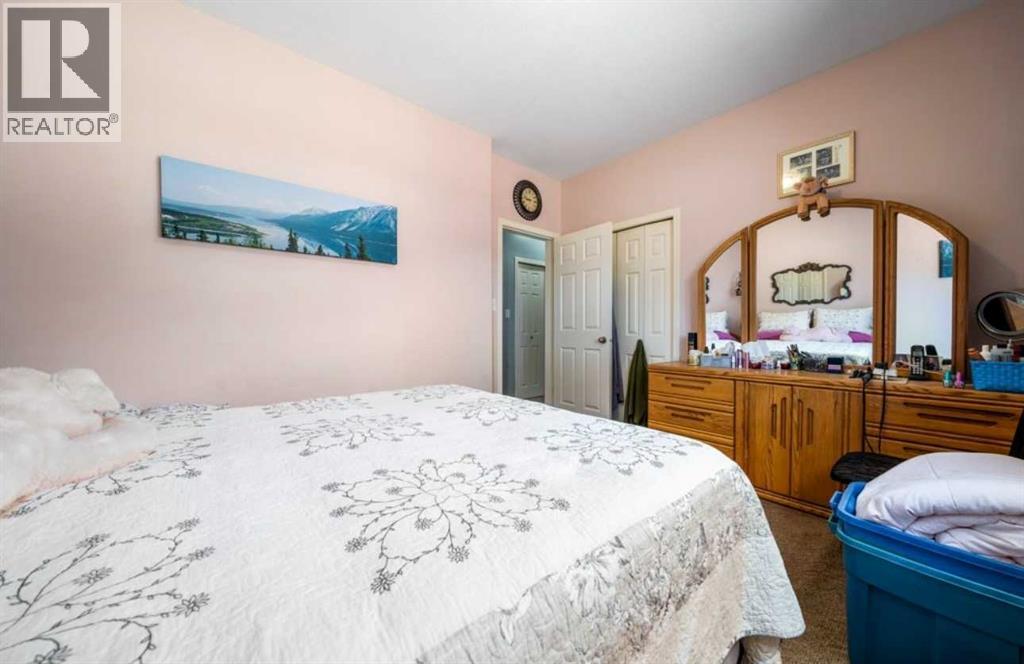 2, 10 Broadway Court NW, Redcliff, Alberta T0J 2P2 - Photo 22 - A2333598