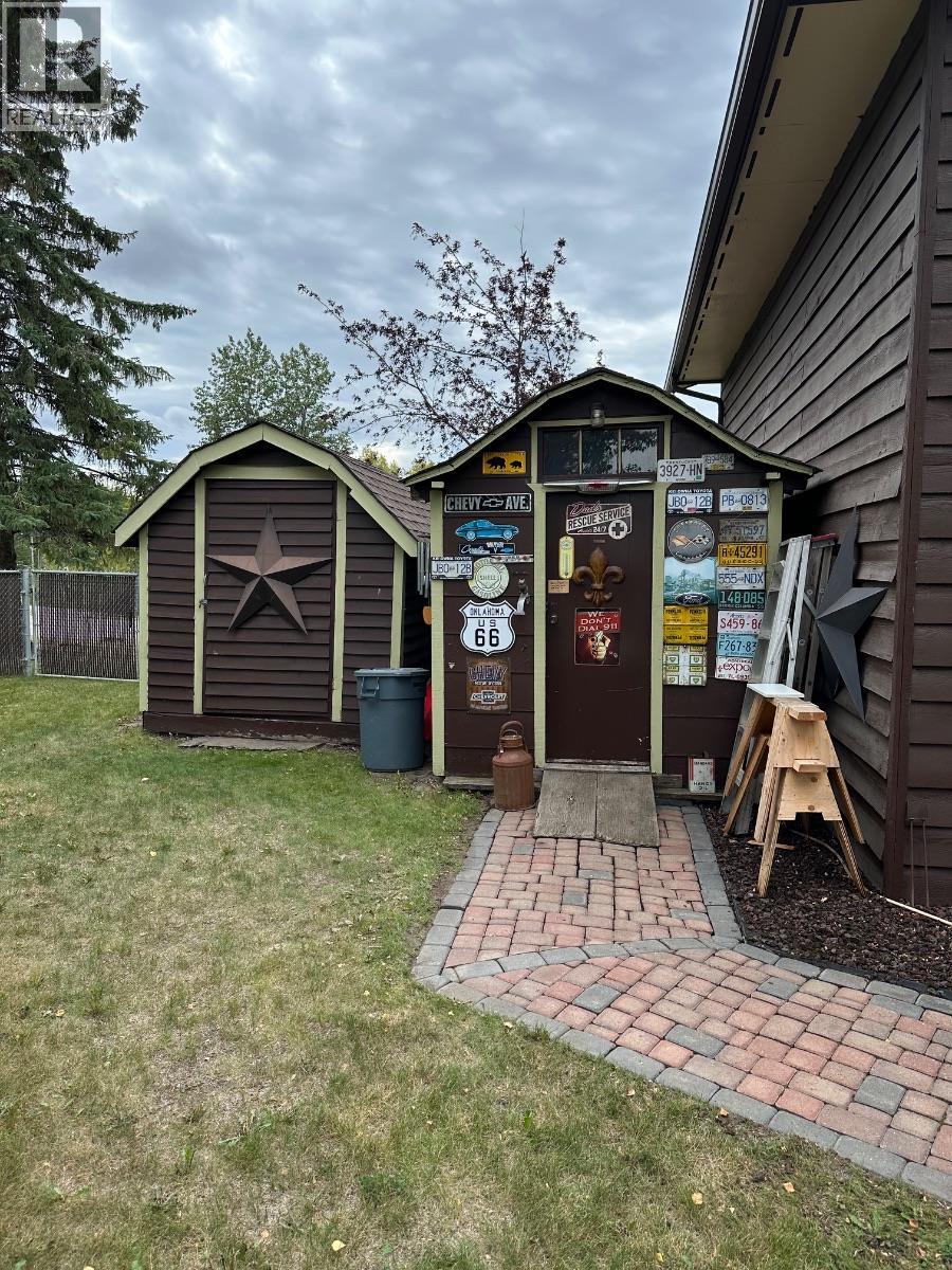 5128 44 Place NE, Chetwynd, British Columbia  V0C 1J0 - Photo 5 - 10396519