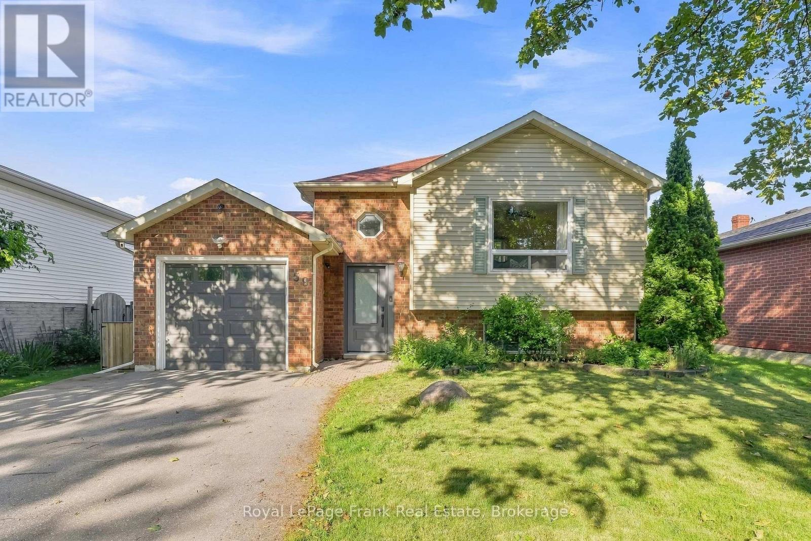 59 Centerfield Drive, Clarington, Ontario  L1E 1K2 - Photo 1 - E13627026