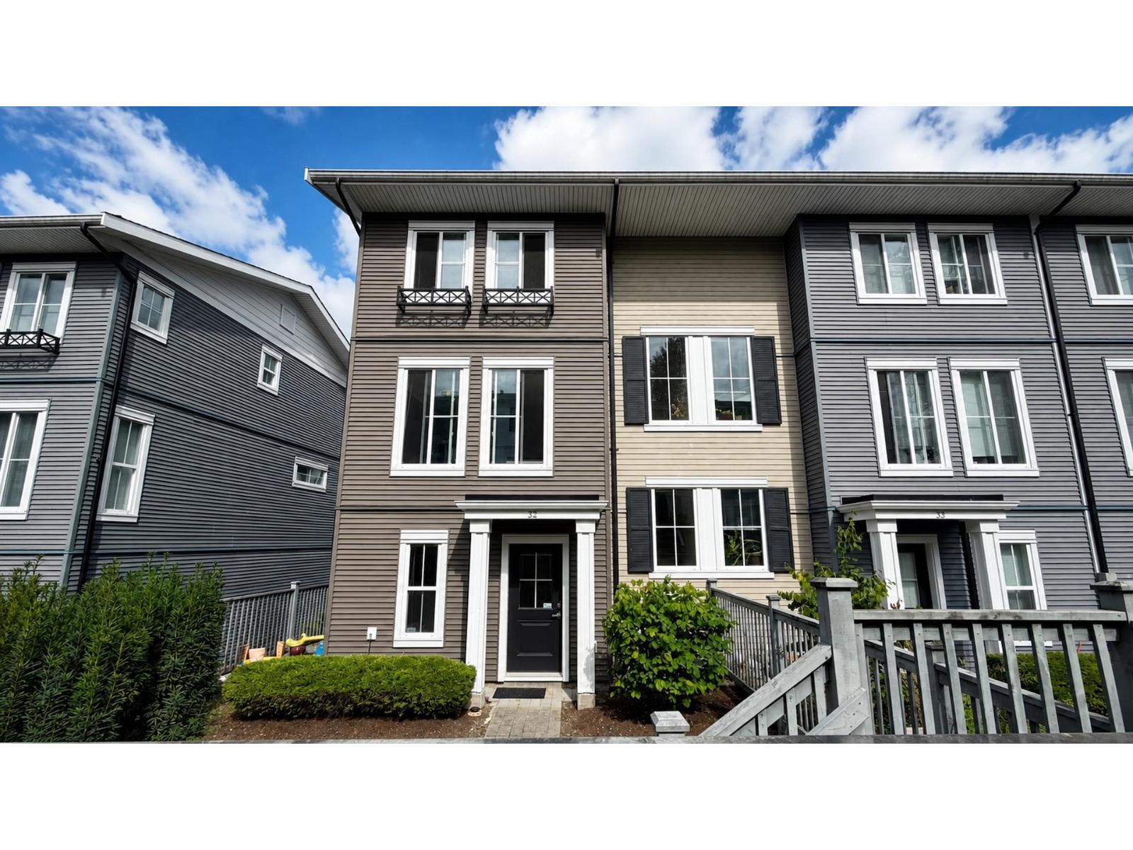 32 10735 84 AVENUE, delta, British Columbia