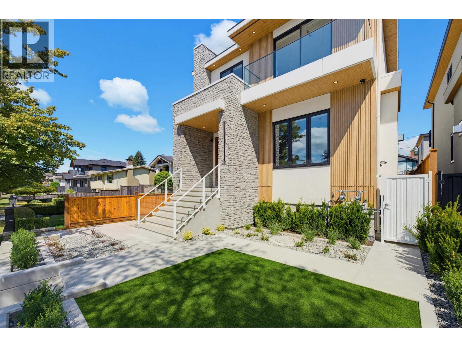 6383 Grant Street, Burnaby, British Columbia  V5B 2K7 - Photo 4 - R3151291