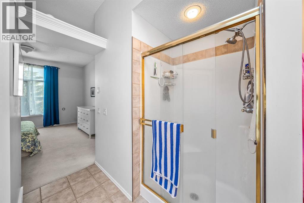 19 Gleneagles View, Cochrane, Alberta  T4C 1N9 - Photo 31 - A2326207