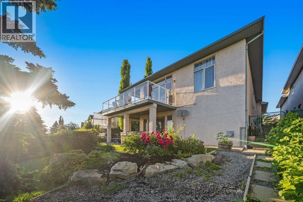 19 Gleneagles View, Cochrane, Alberta  T4C 1N9 - Photo 42 - A2326207