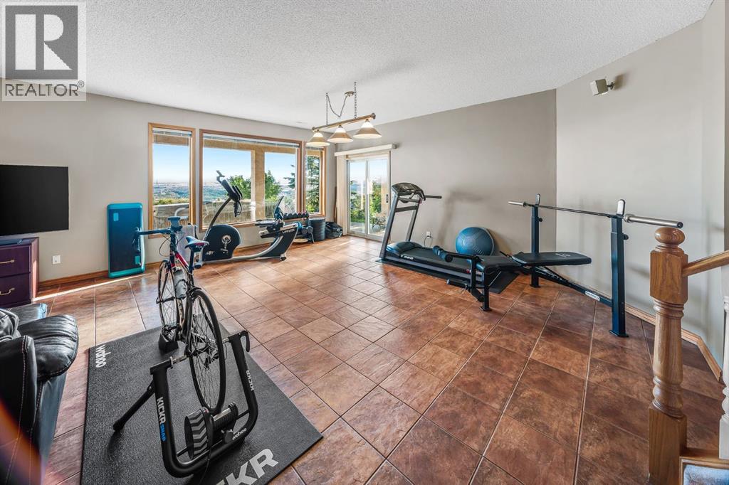 19 Gleneagles View, Cochrane, Alberta  T4C 1N9 - Photo 35 - A2326207