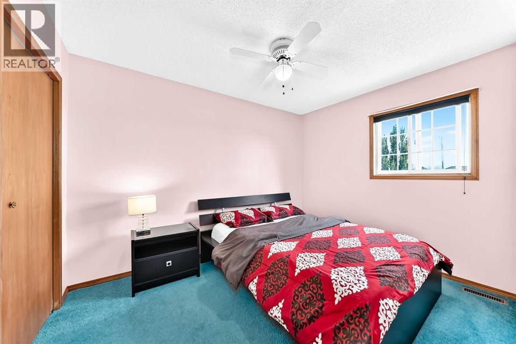 216 Millbank Road SW, Calgary, Alberta  T2Y 2Z2 - Photo 23 - A2332279
