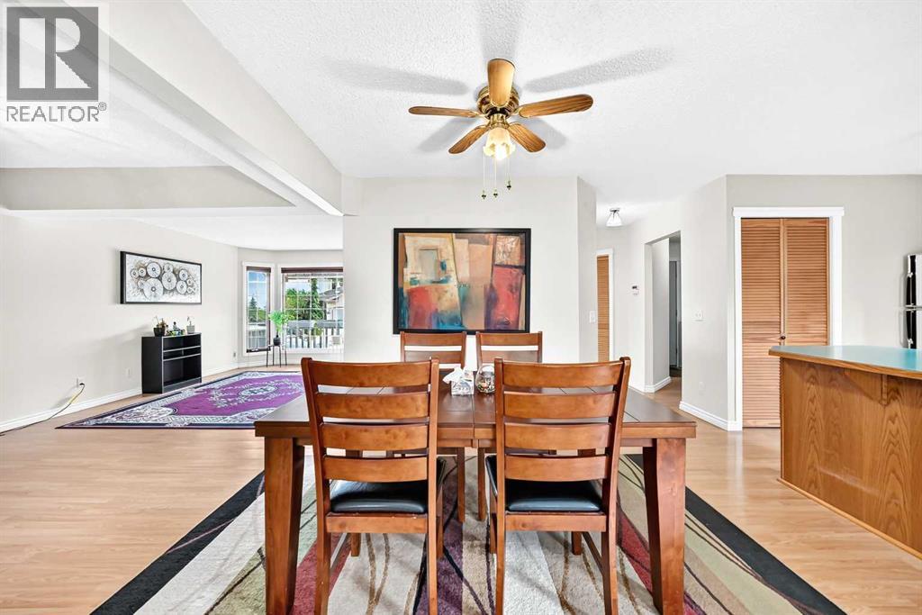 216 Millbank Road SW, Calgary, Alberta  T2Y 2Z2 - Photo 10 - A2332279