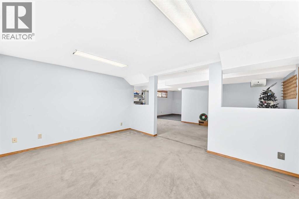 216 Millbank Road SW, Calgary, Alberta  T2Y 2Z2 - Photo 33 - A2332279
