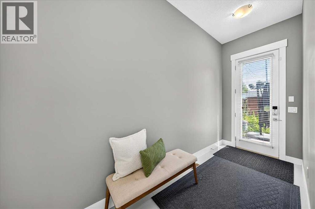 217 32 Avenue NW, Calgary, Alberta T2M 2P8 - Photo 20 - A2333284