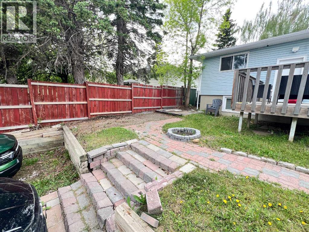 560 Northmount Drive NW, Calgary, Alberta  T2K 3J2 - Photo 17 - A2333027