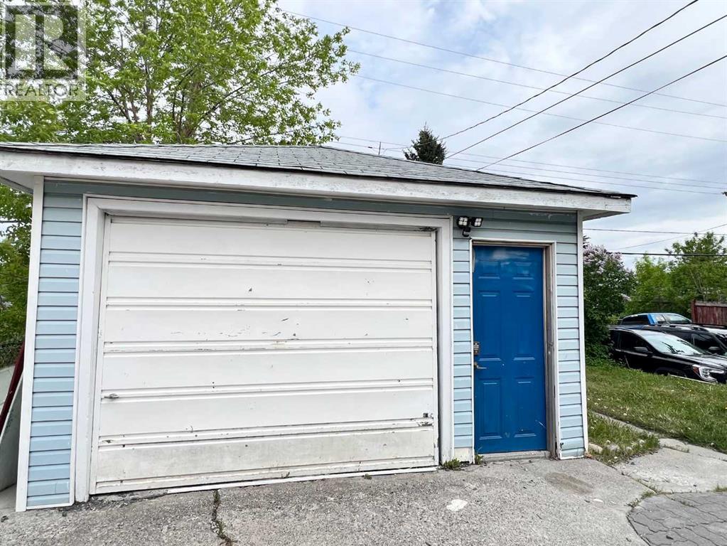 560 Northmount Drive NW, Calgary, Alberta  T2K 3J2 - Photo 20 - A2333027