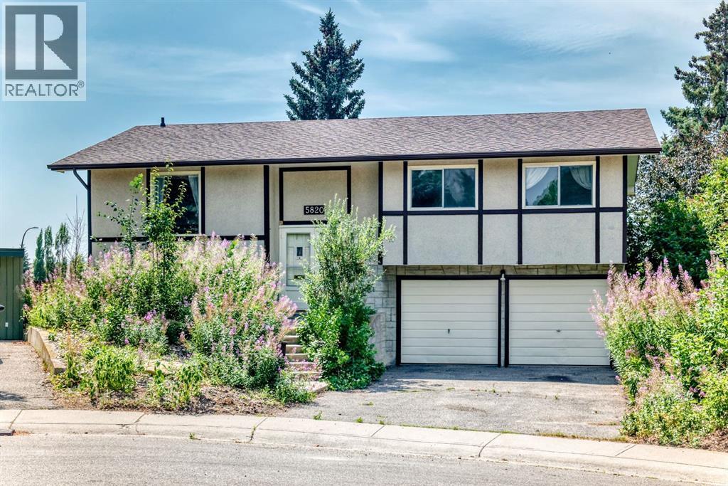 5820 Dalridge Hill NW, Calgary, Alberta