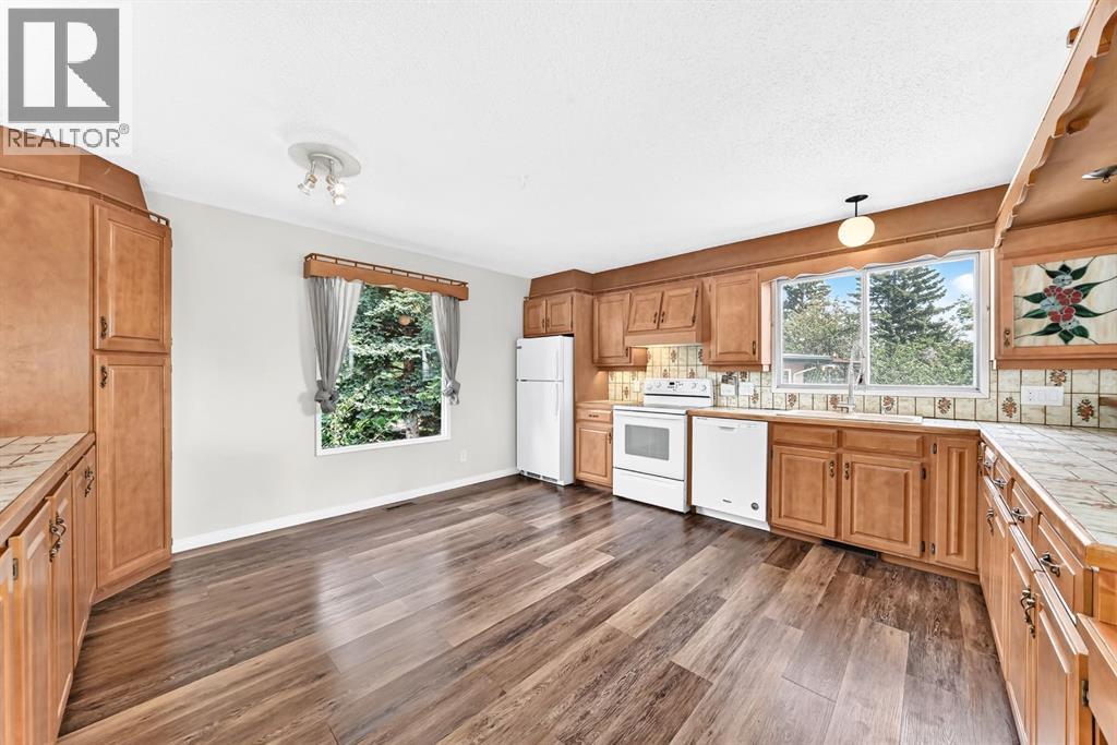 5820 Dalridge Hill NW, Calgary, Alberta T3A 1L9 - Photo 7 - A2333749
