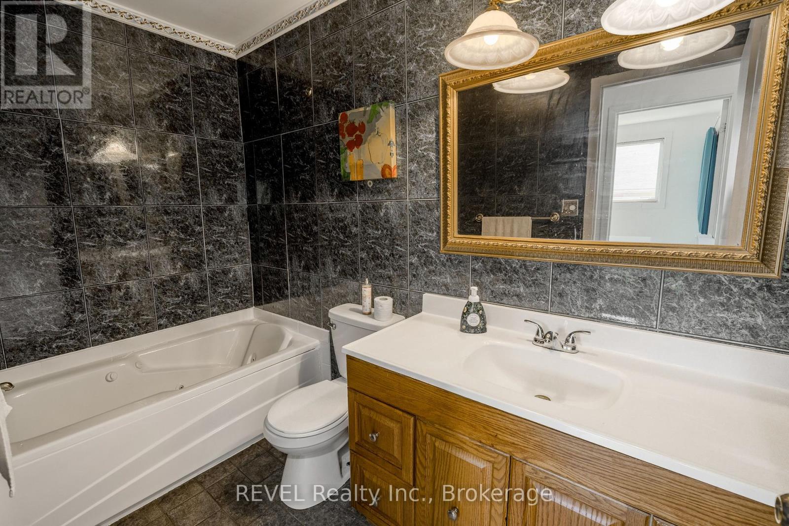 552 First Avenue, Welland, Ontario  L3C 1Z3 - Photo 13 - X13626948