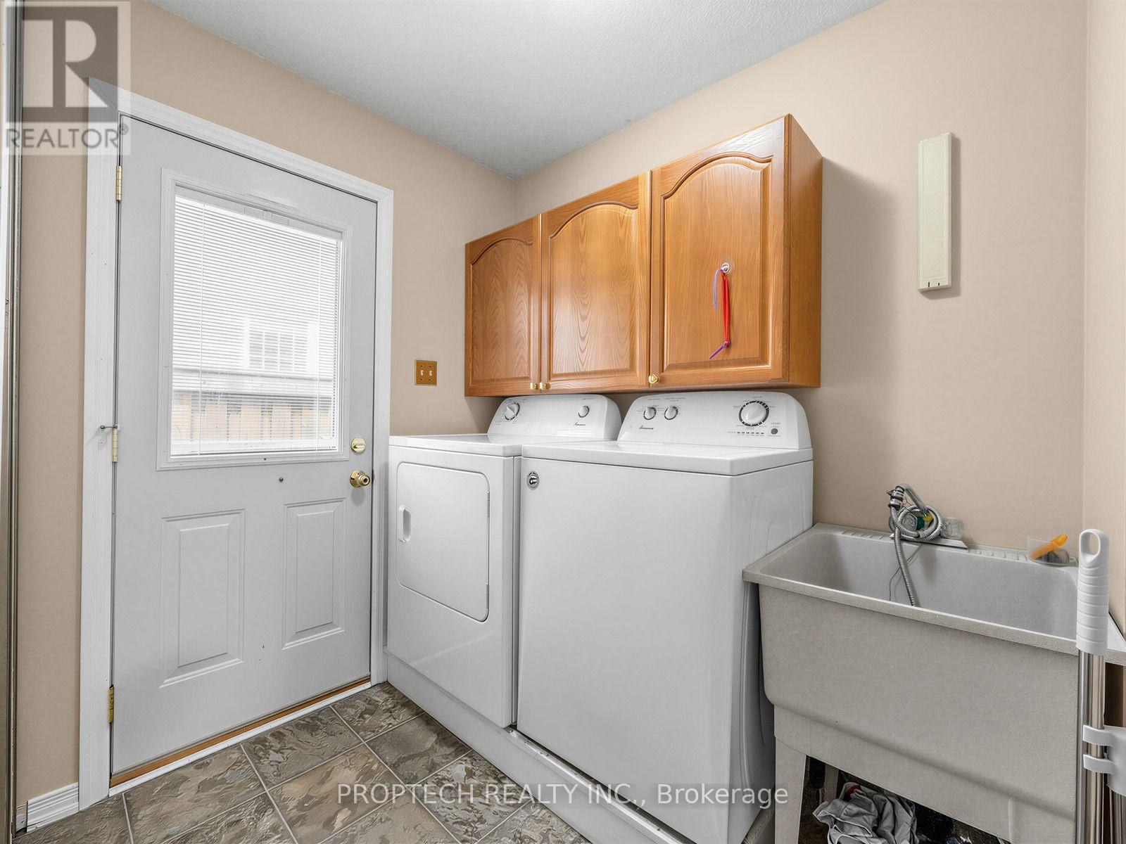 50 Fallingbrook Street, Whitby, Ontario  L1R 1L8 - Photo 30 - E13626910