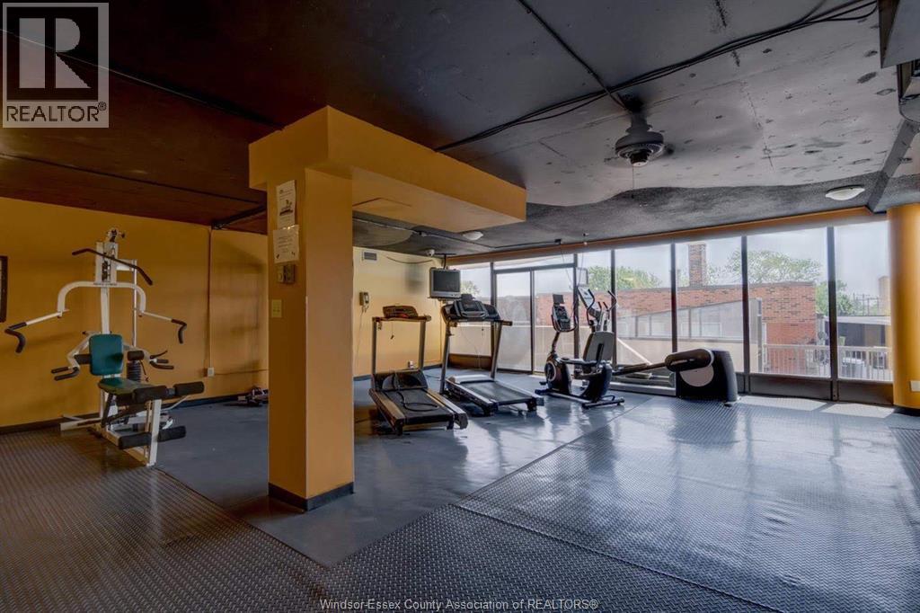 515 Riverside Drive Unit# 403, Windsor, Ontario  N9A 7C3 - Photo 2 - 26018550
