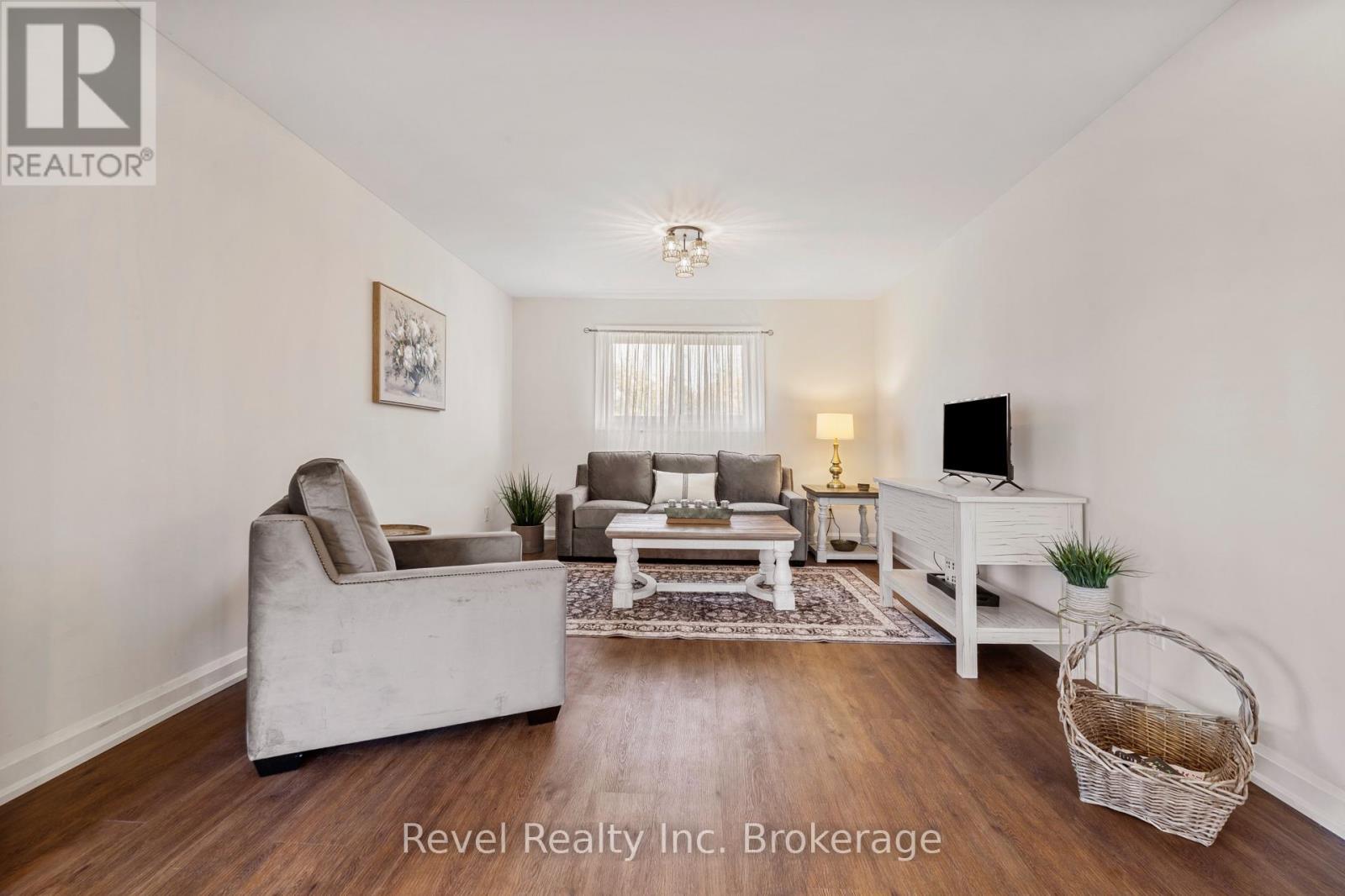 4205 Highway 17 E, Papineau-Cameron, Ontario  P0H 1V0 - Photo 27 - X13626972