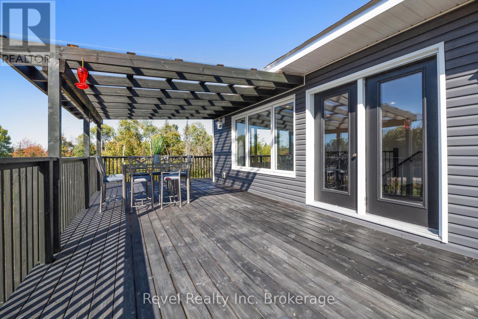 4205 Highway 17 E, Papineau-Cameron, Ontario  P0H 1V0 - Photo 3 - X13626972
