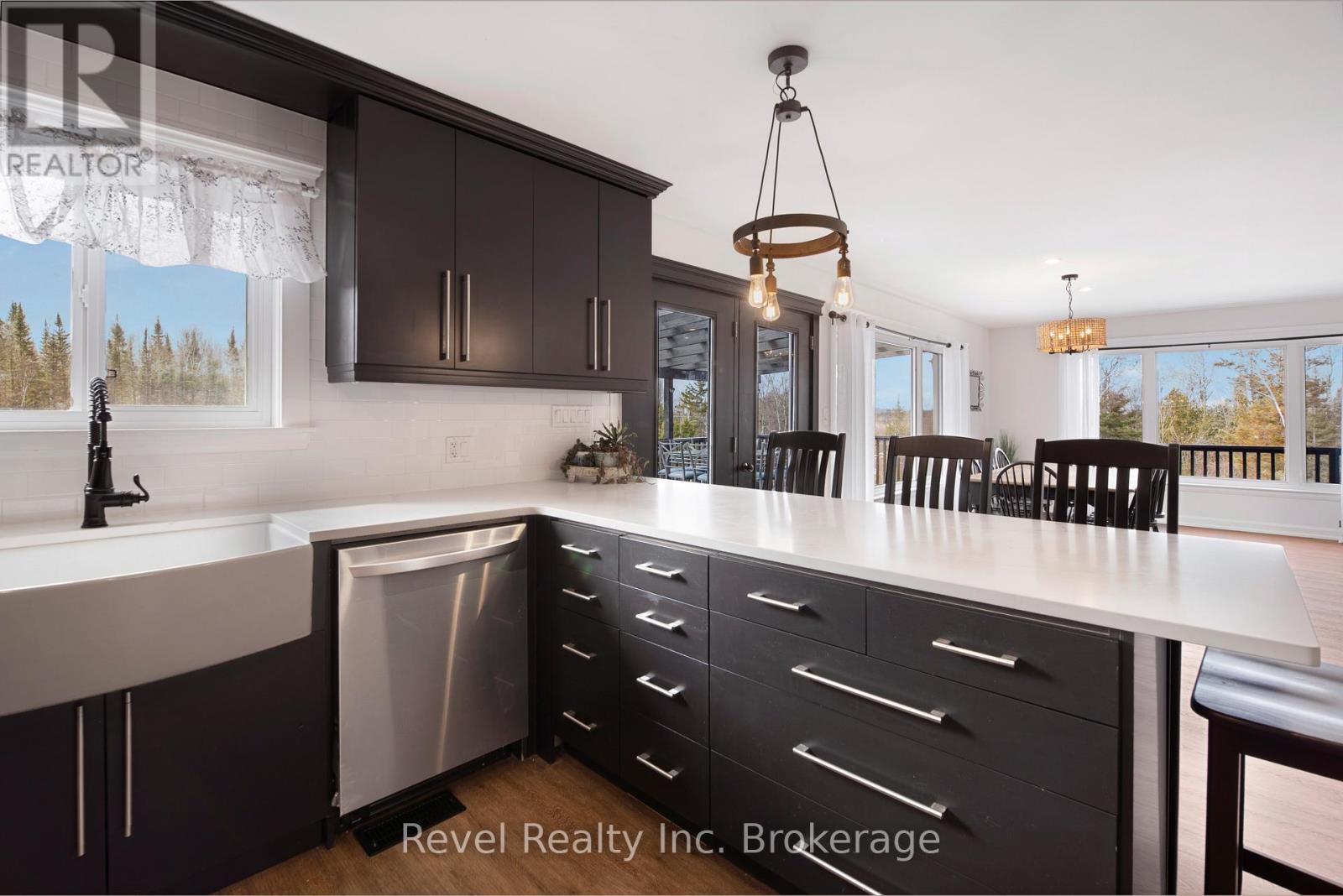 4205 Highway 17 E, Papineau-Cameron, Ontario  P0H 1V0 - Photo 6 - X13626972