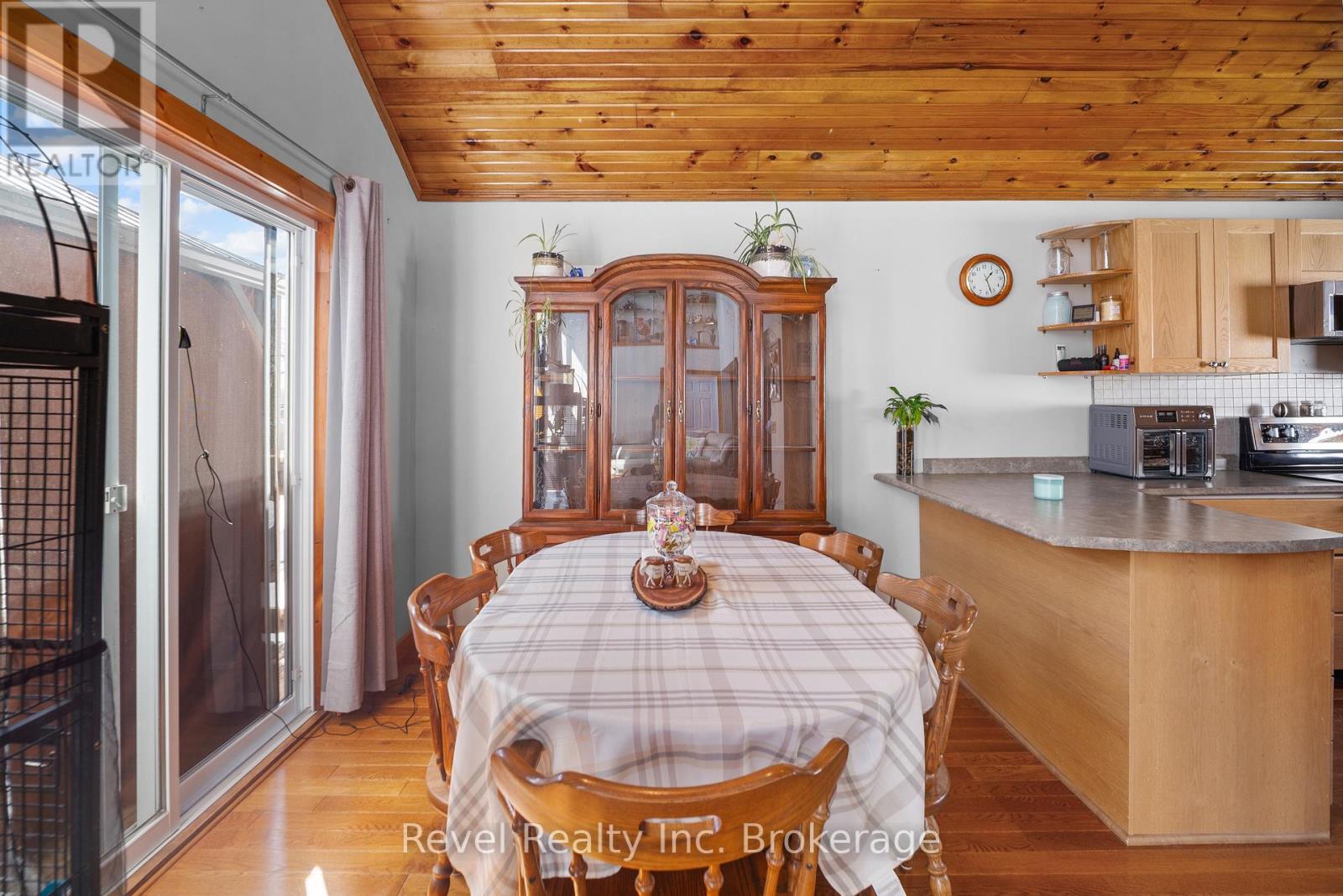 2242 Highway 124, Whitestone, Ontario  P0A 1G0 - Photo 12 - X13626976