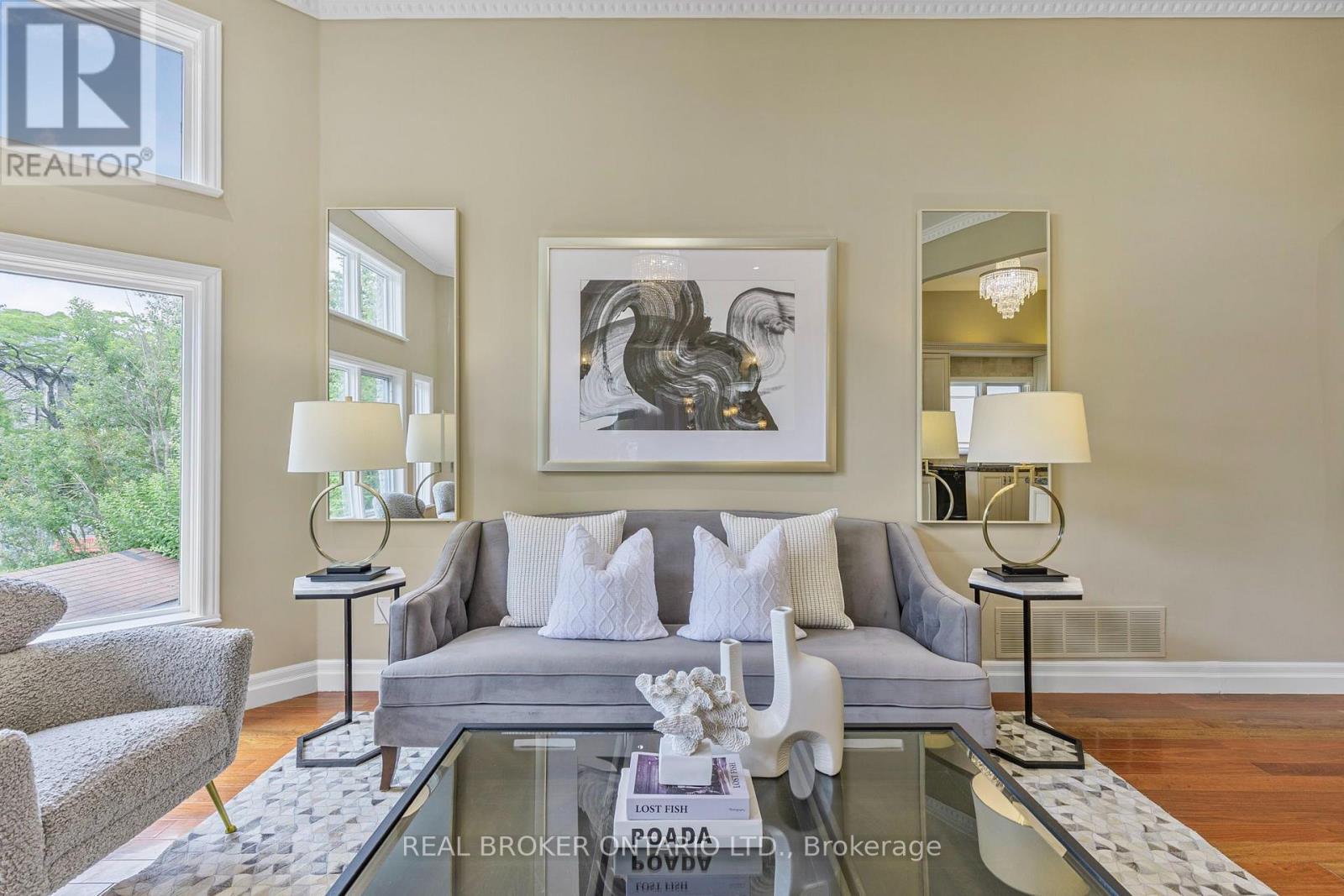 429 North Lake Road, Richmond Hill, Ontario  L4E 3A7 - Photo 13 - N13626912