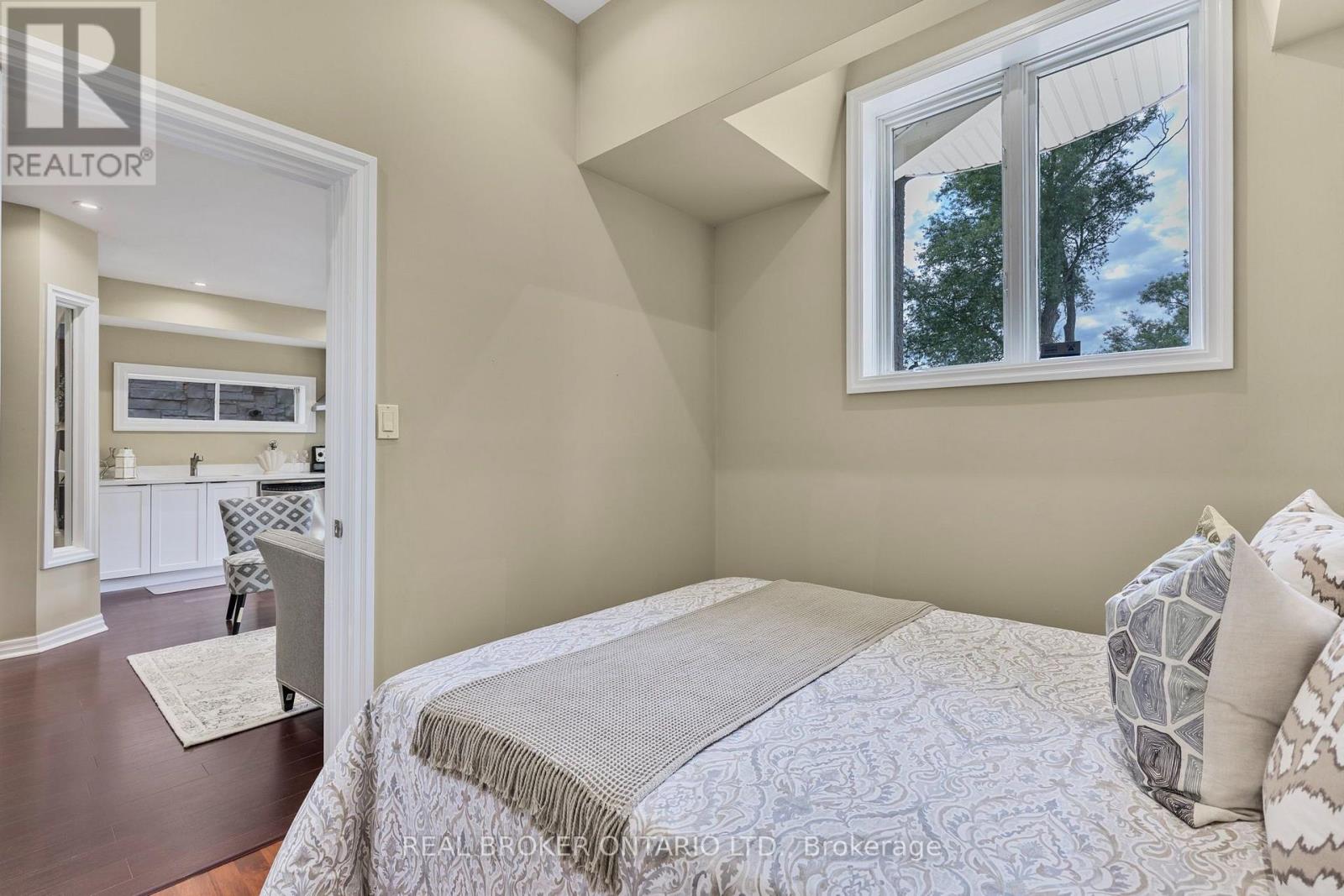 429 North Lake Road, Richmond Hill, Ontario  L4E 3A7 - Photo 38 - N13626912