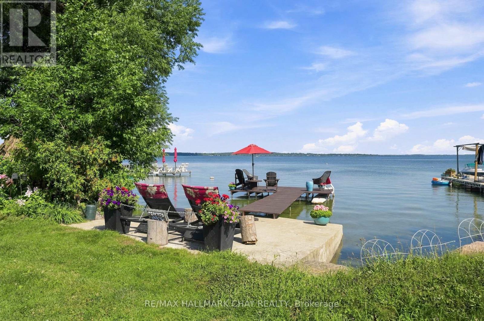 1064 Wisker Avenue, Innisfil, Ontario  L0L 1W0 - Photo 2 - N13626958