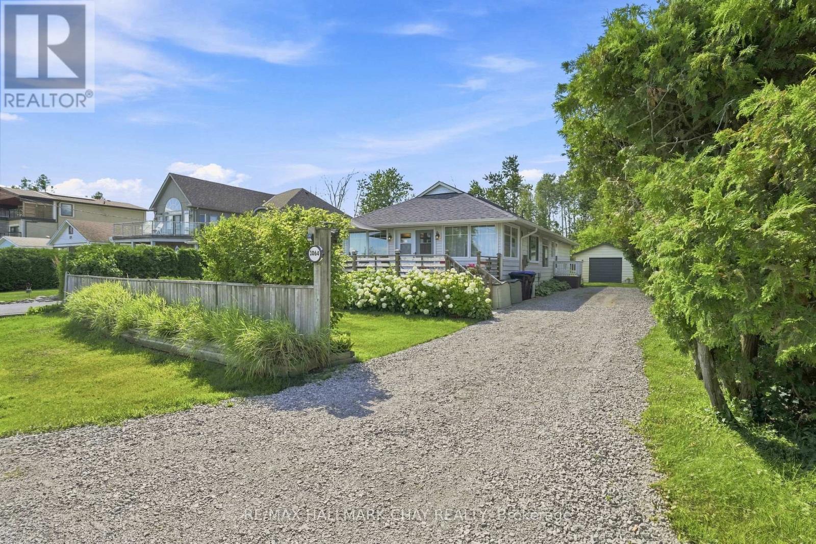 1064 Wisker Avenue, Innisfil, Ontario  L0L 1W0 - Photo 7 - N13626958