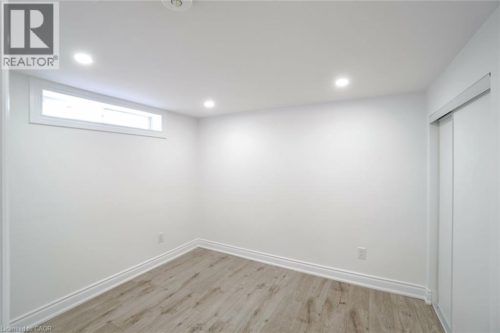 8 Marlborough Road, Guelph, Ontario  N1E 3X2 - Photo 32 - 40852481