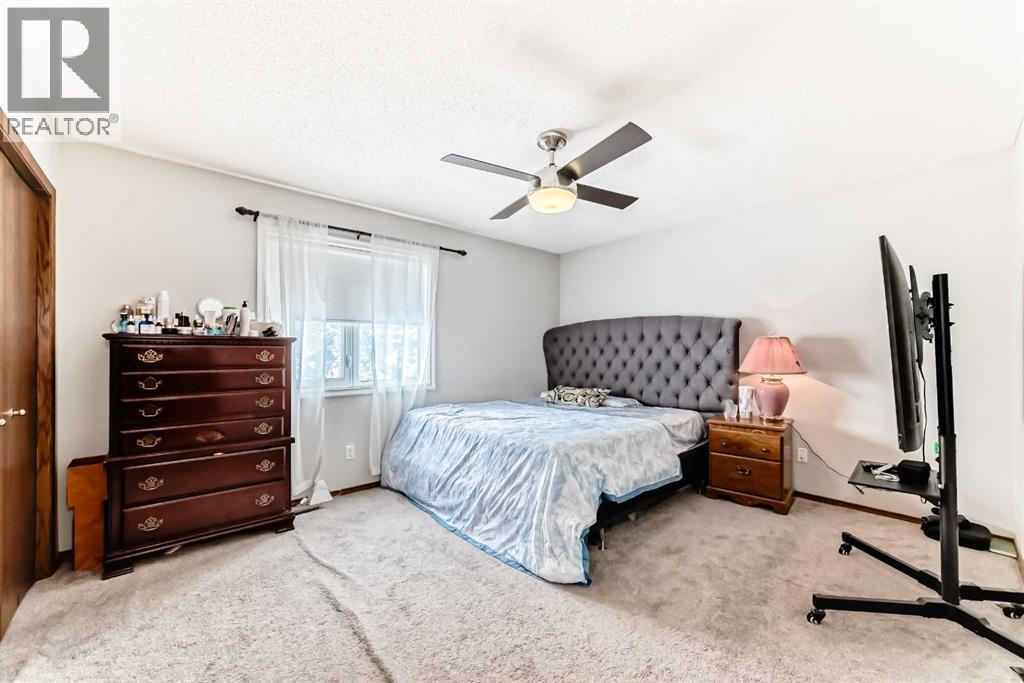 49 Applewood Court SE, Calgary, Alberta  T2A 7P7 - Photo 15 - A2331770