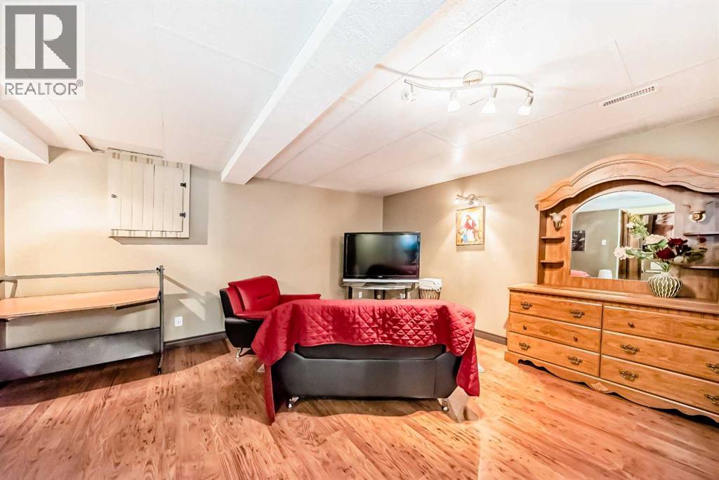 49 Applewood Court SE, Calgary, Alberta  T2A 7P7 - Photo 30 - A2331770